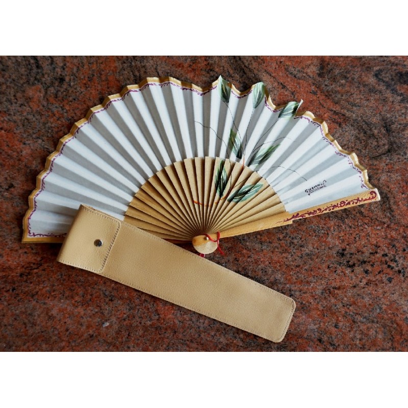 Rufina mit Etui