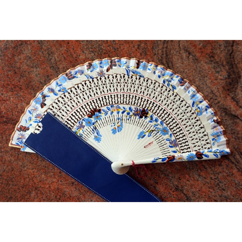 Ines creme mit Etui